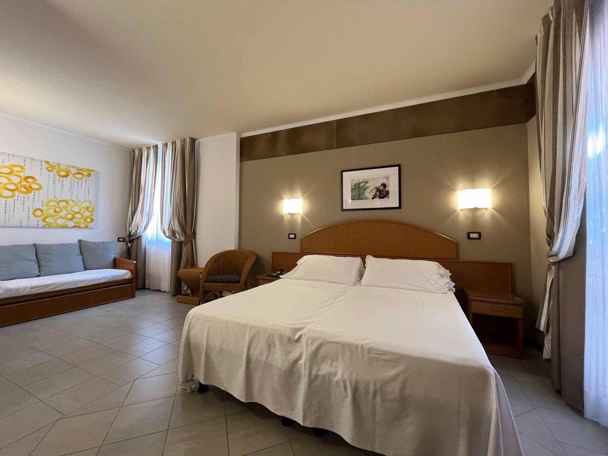 Hotel Regina Форте-дей-Мармі Екстер'єр фото